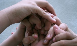 309-¿Por qué es bueno ayudar a los demás?